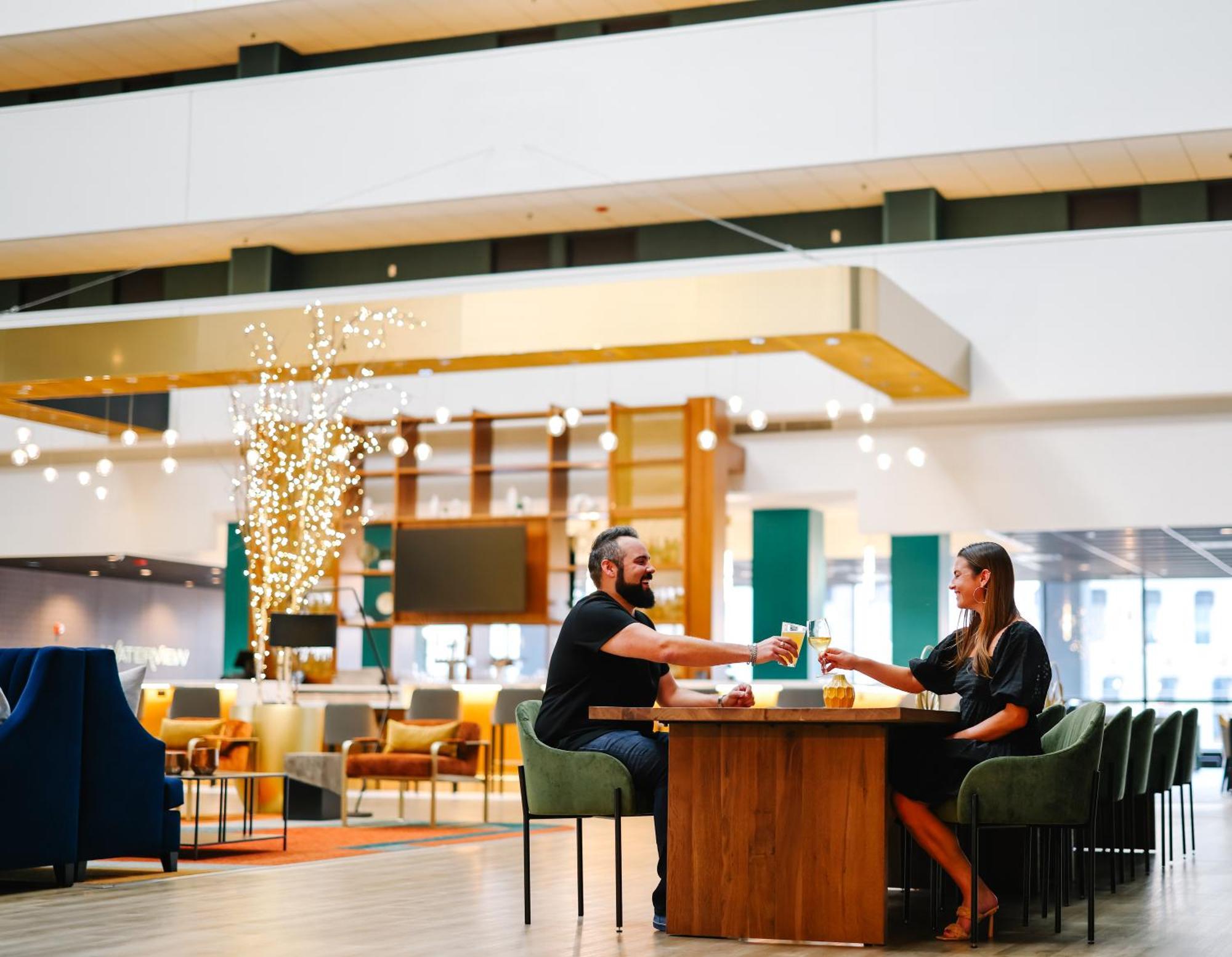 Voco Chicago Downtown - Riverwalk By Ihg Exterior photo